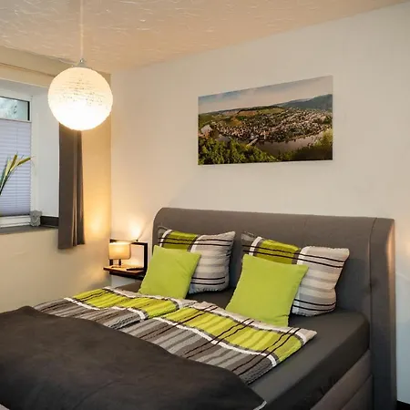 Ginsterberg * 特拉本特拉巴赫